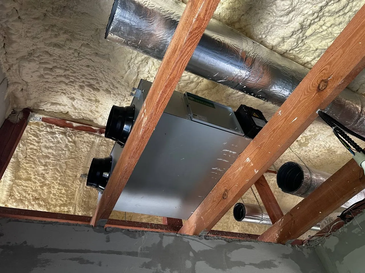 Производствено хале с вентилационни агрегати за рекуперация на енергия Mycond MVS DW