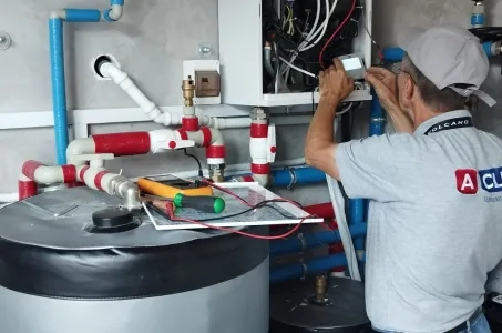 Самостоятелна къща с термопомпи Mycond Split от серията BeeHeat