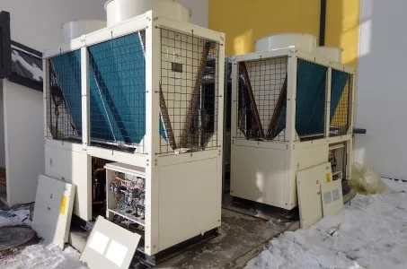 Търговска климатична система за търговия, захранвана от Mycond Модулна Топлинна Помпа
